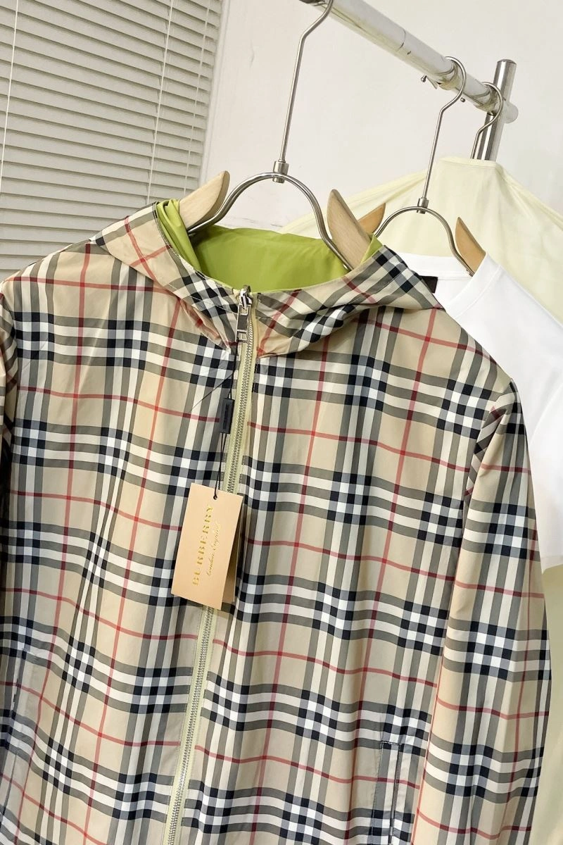 Burberry Outwear StreetReady 105615