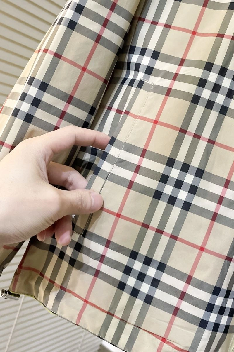 Burberry Outwear StreetReady 105615