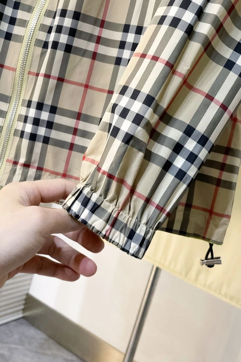 Burberry Outwear StreetReady 105615