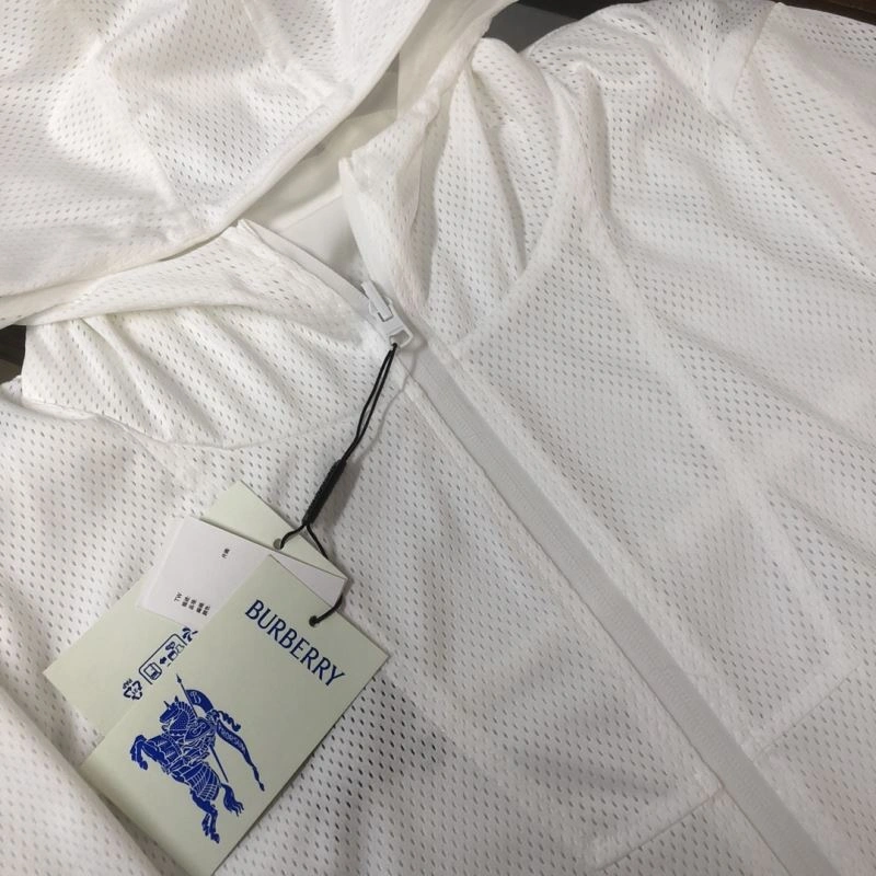 Practical Burberry Outwear 105611