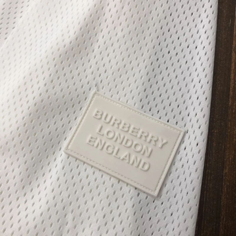 Practical Burberry Outwear 105611
