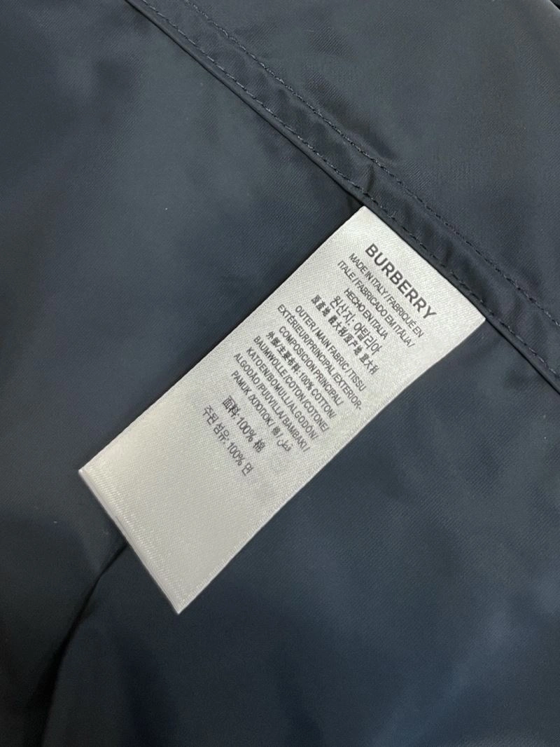 Burberry Outwear Stretchable 105578