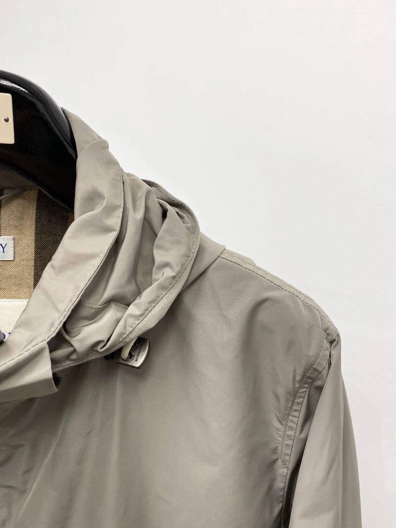 WrinkleFree Burberry Outwear 105569