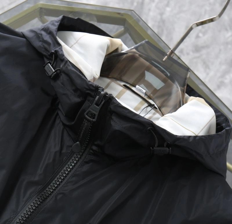 Durable Burberry Outwear 105580