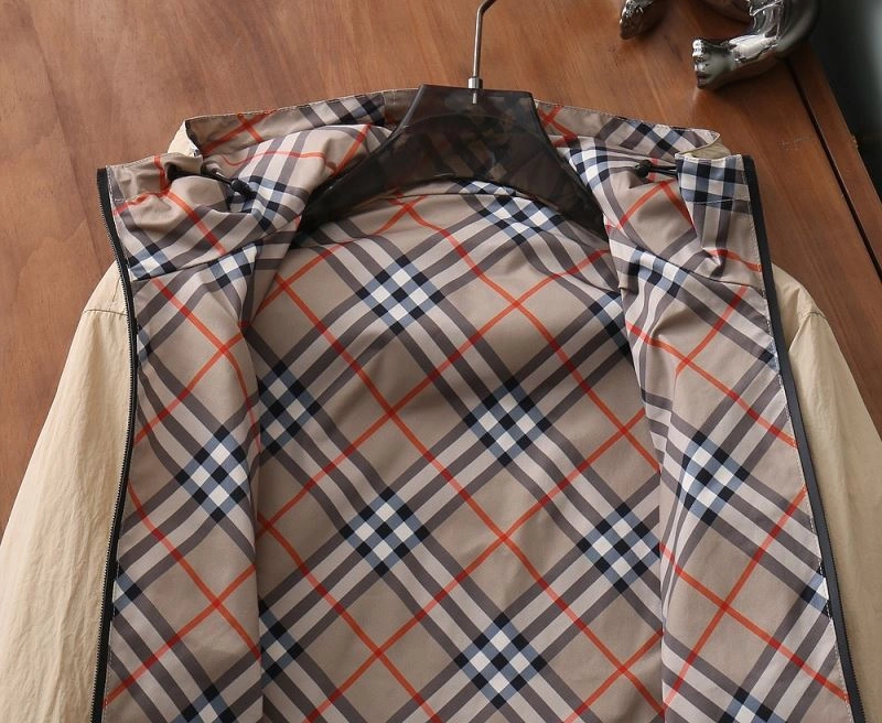 Popular Burberry Outwear 105542