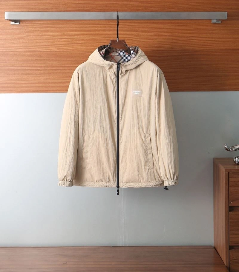 Burberry Outwear TravelReady 105551