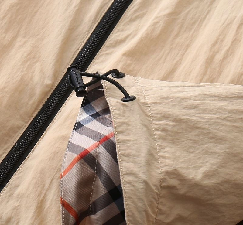 Burberry Outwear TravelReady 105551