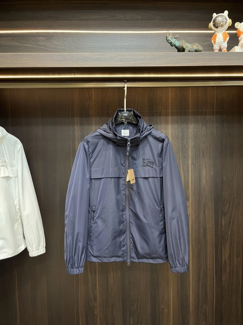 Burberry Outwear Cozy 105554