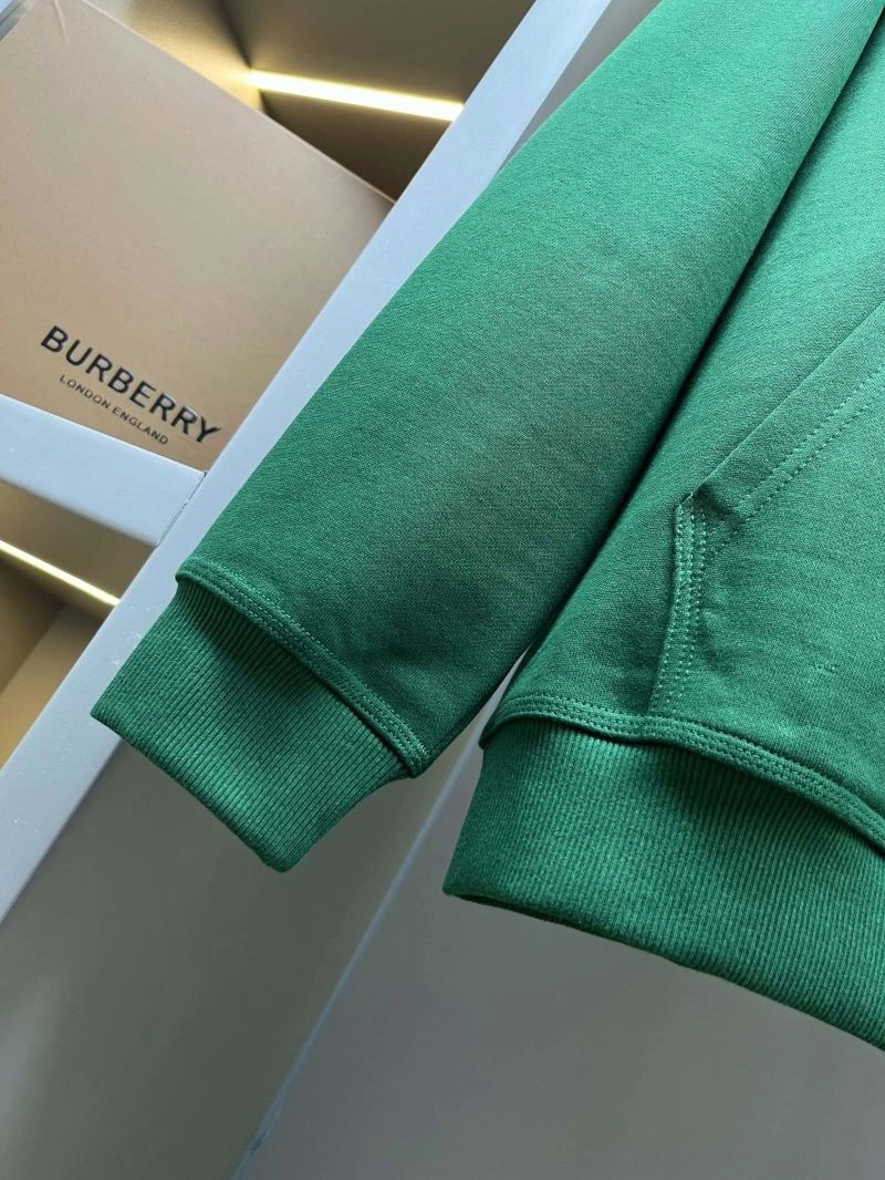 Versatile Burberry Outwear 105529