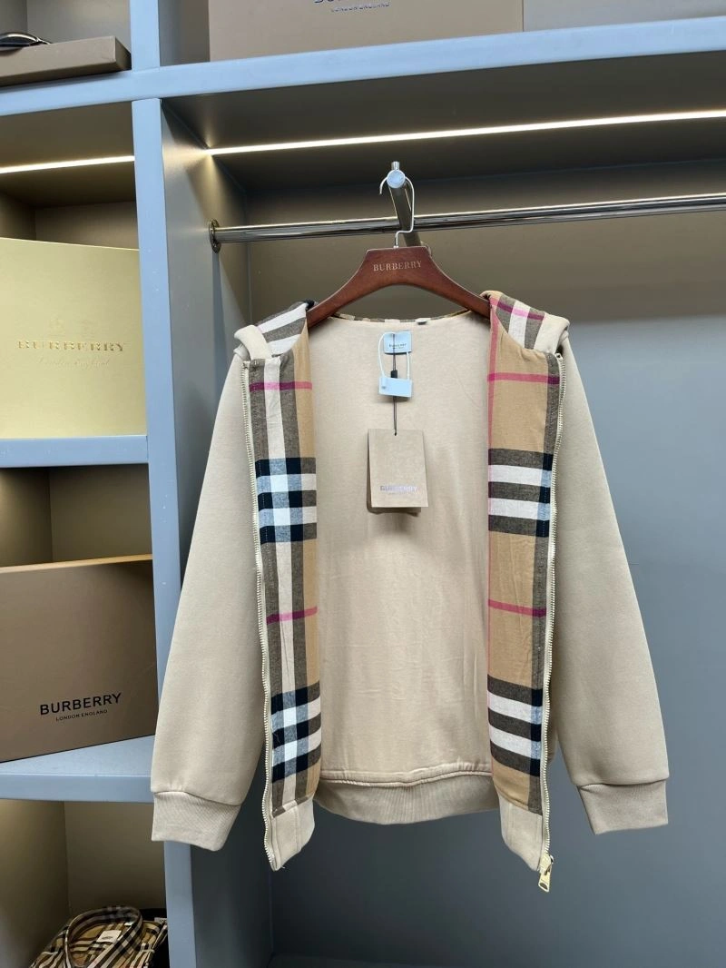 Practical Burberry Outwear 105525