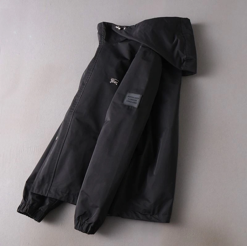 Tailored Burberry Outwear 102737