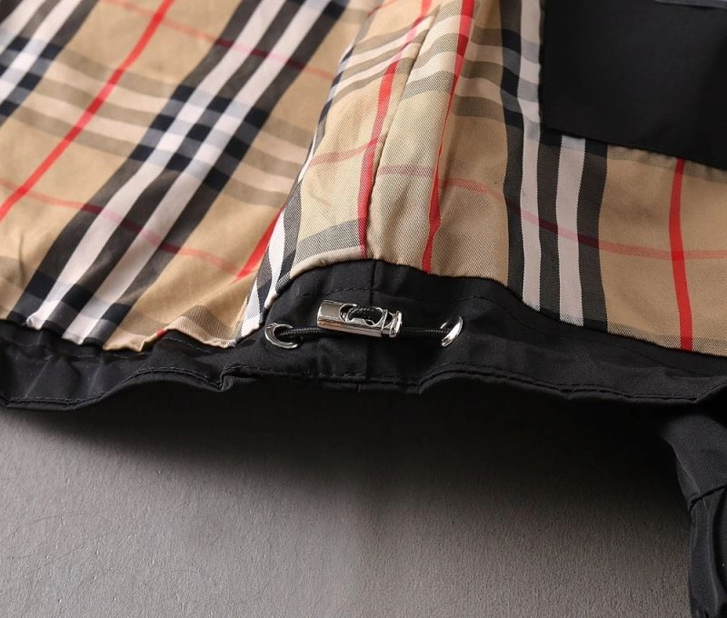 Tailored Burberry Outwear 102737