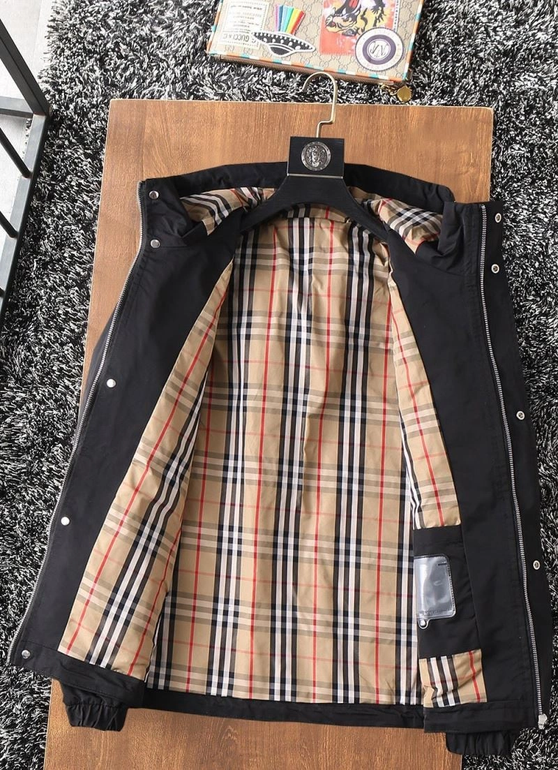 Tailored Burberry Outwear 102737
