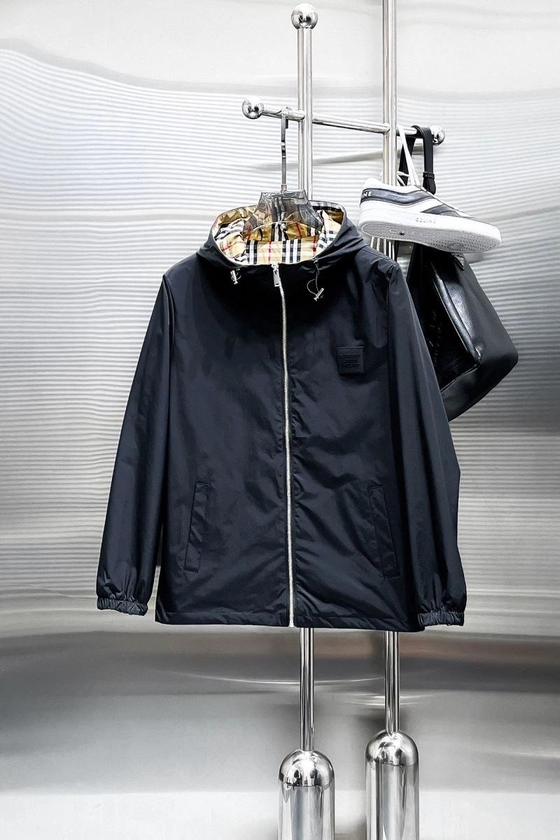 StreetReady Burberry Outwear 102735