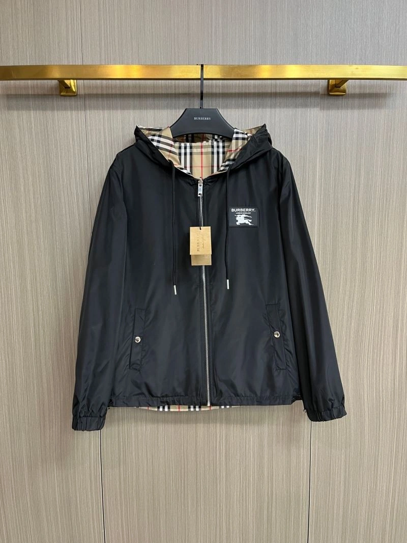Burberry Outwear Modern 102714