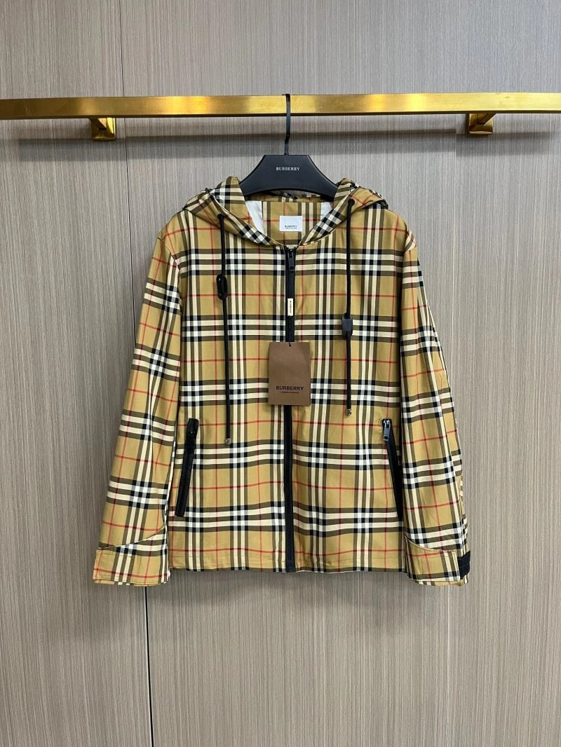 Comfortable Burberry Outwear 102777