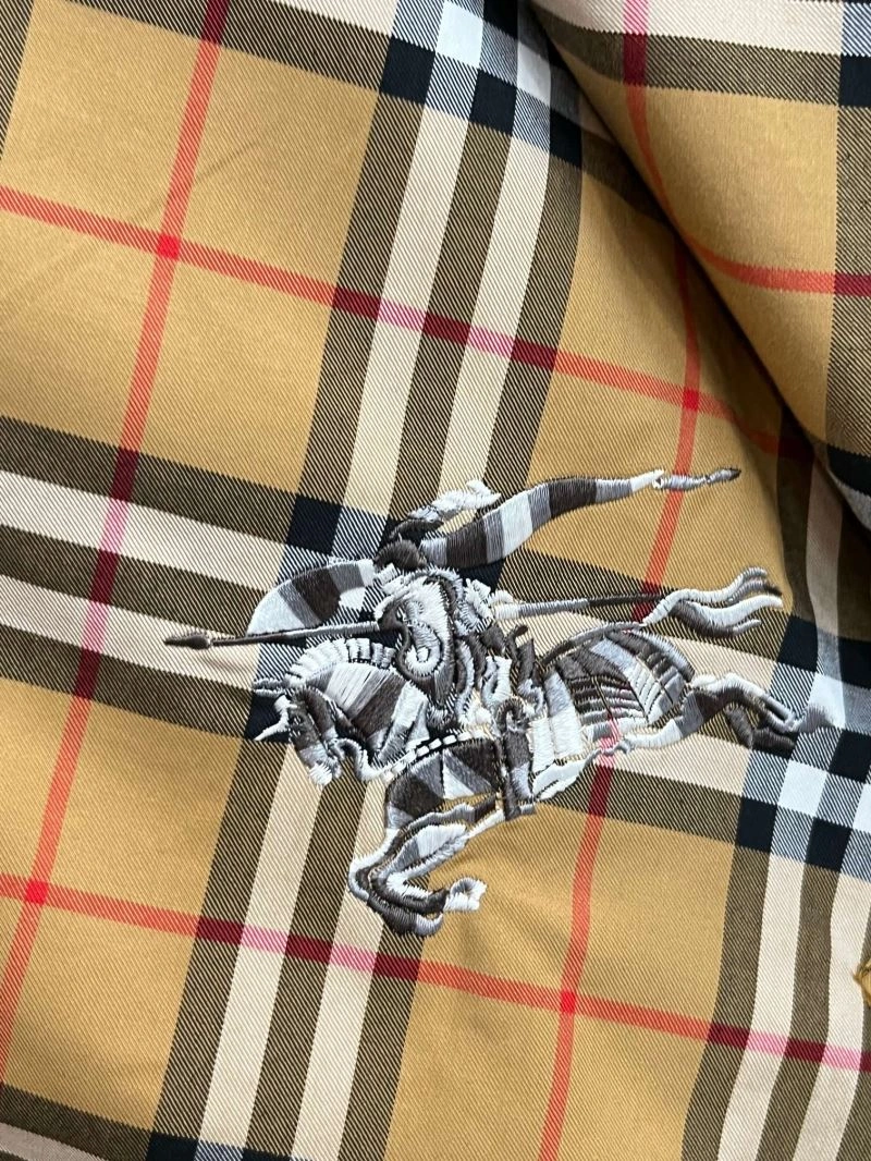 Casual Burberry Outwear 102717