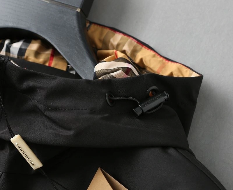 Burberry Outwear Contemporary 102704