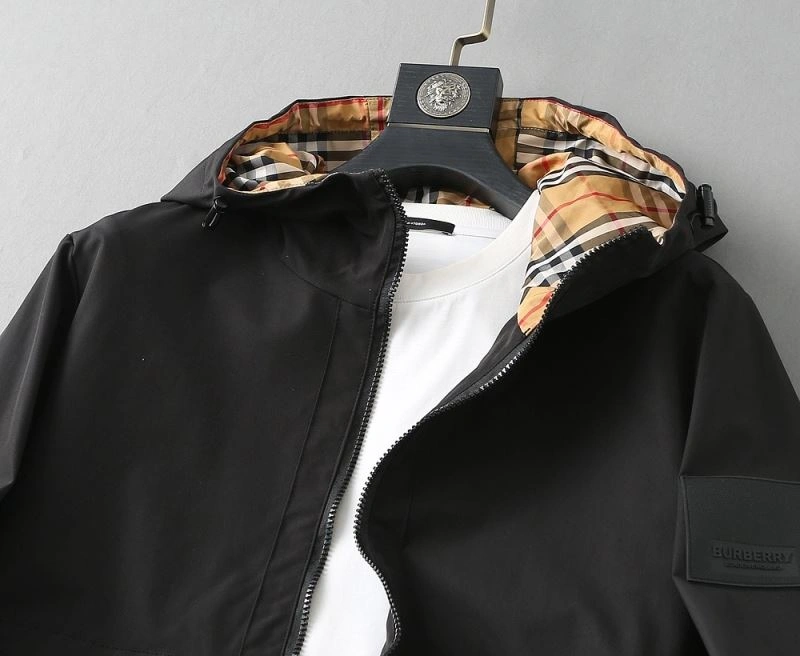 Burberry Outwear Contemporary 102704