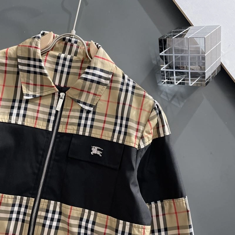 Burberry Outwear ModernLook 102695
