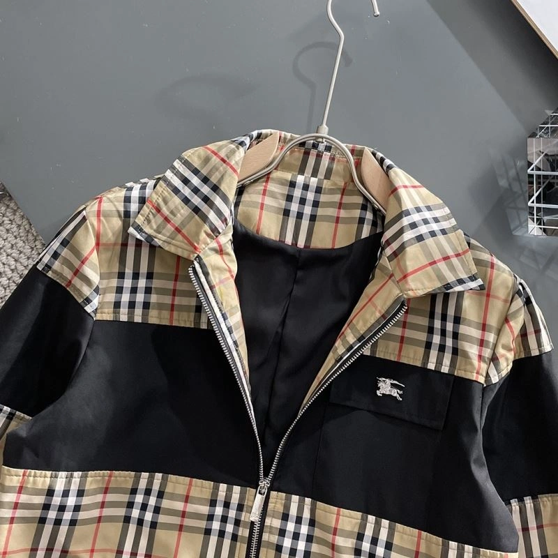 Burberry Outwear ModernLook 102695