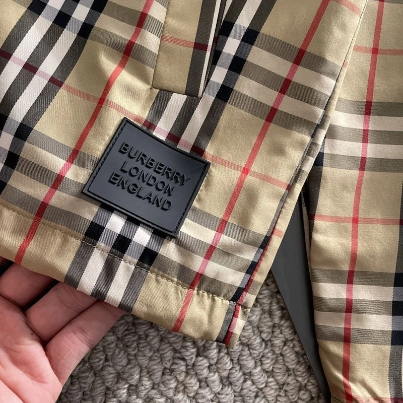 Burberry Outwear ModernLook 102695