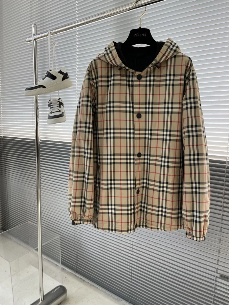 Attractive Burberry Outwear 102683