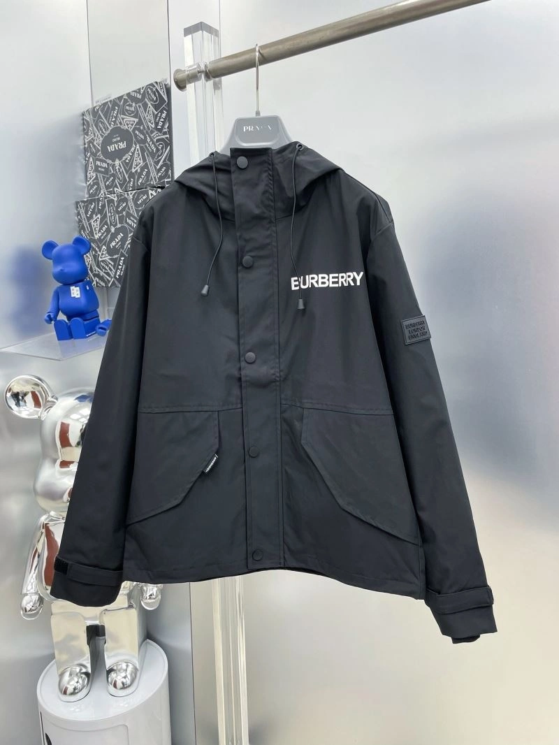 Cozy Burberry Outwear 102679