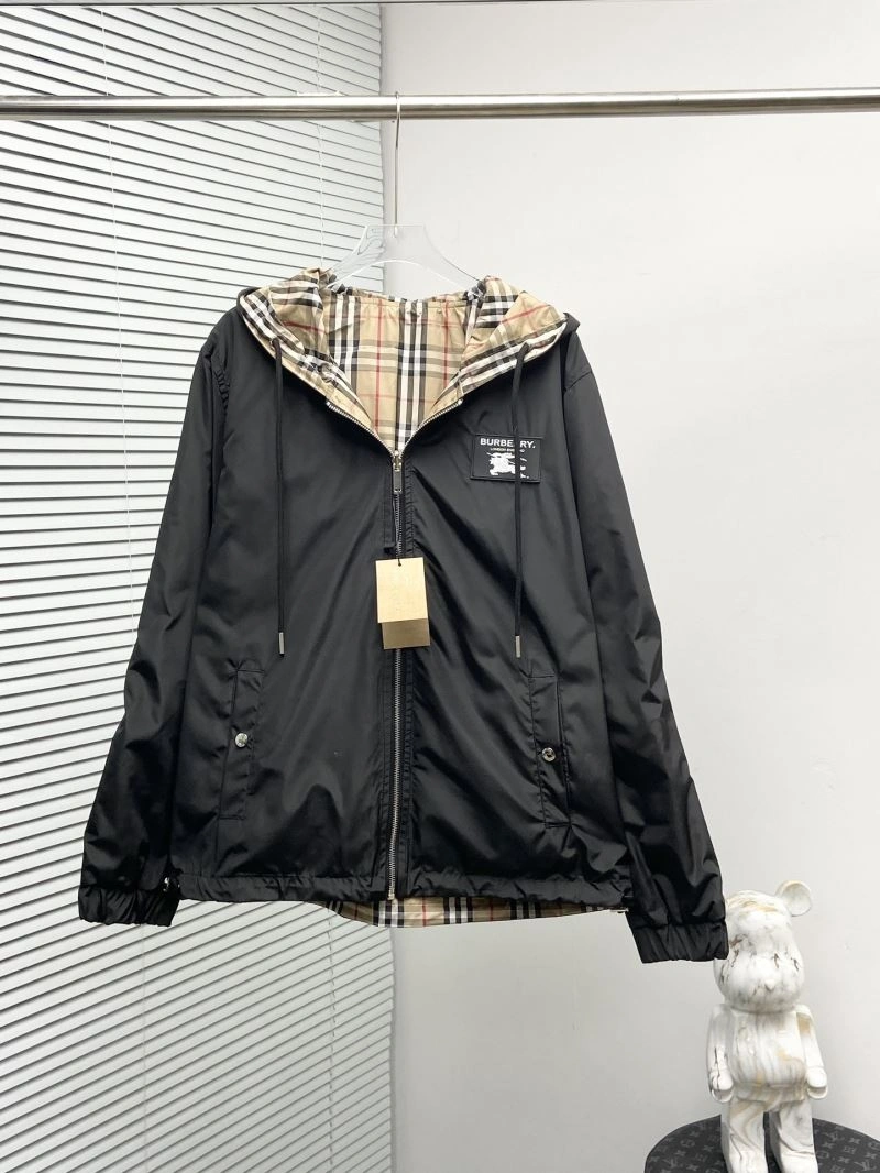 ZipUp Burberry Outwear 102666