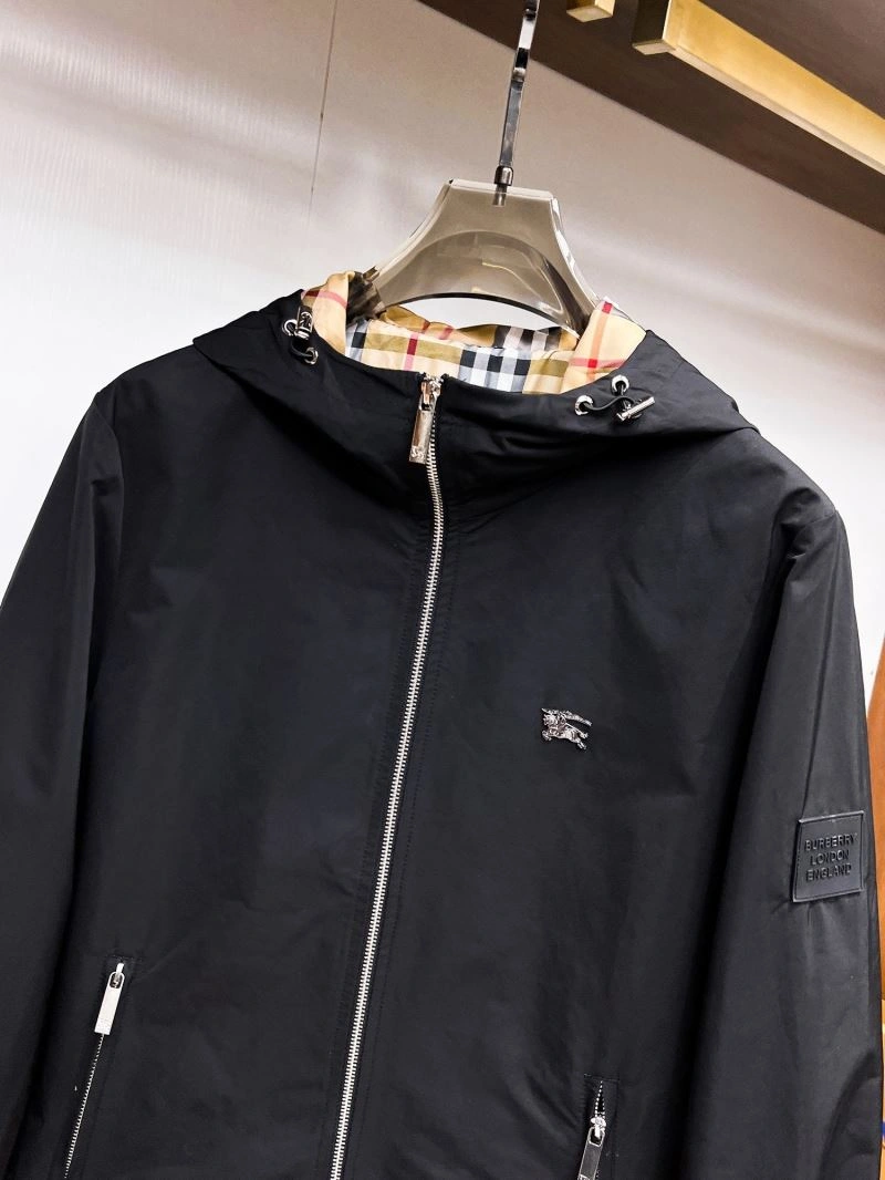 Youthful Burberry Outwear 102279