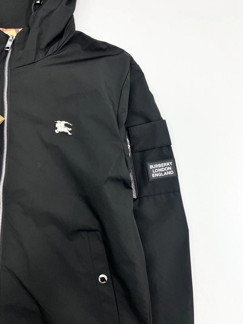 Attractive Burberry Outwear 102312