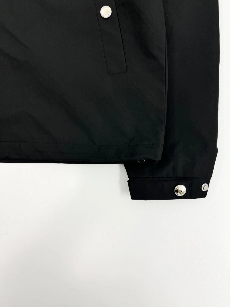 Attractive Burberry Outwear 102312