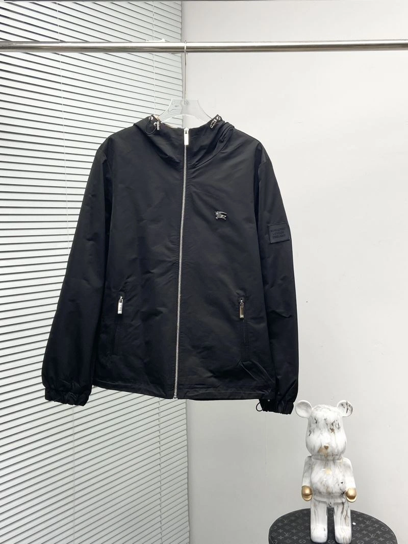 Burberry Outwear Bright 102275