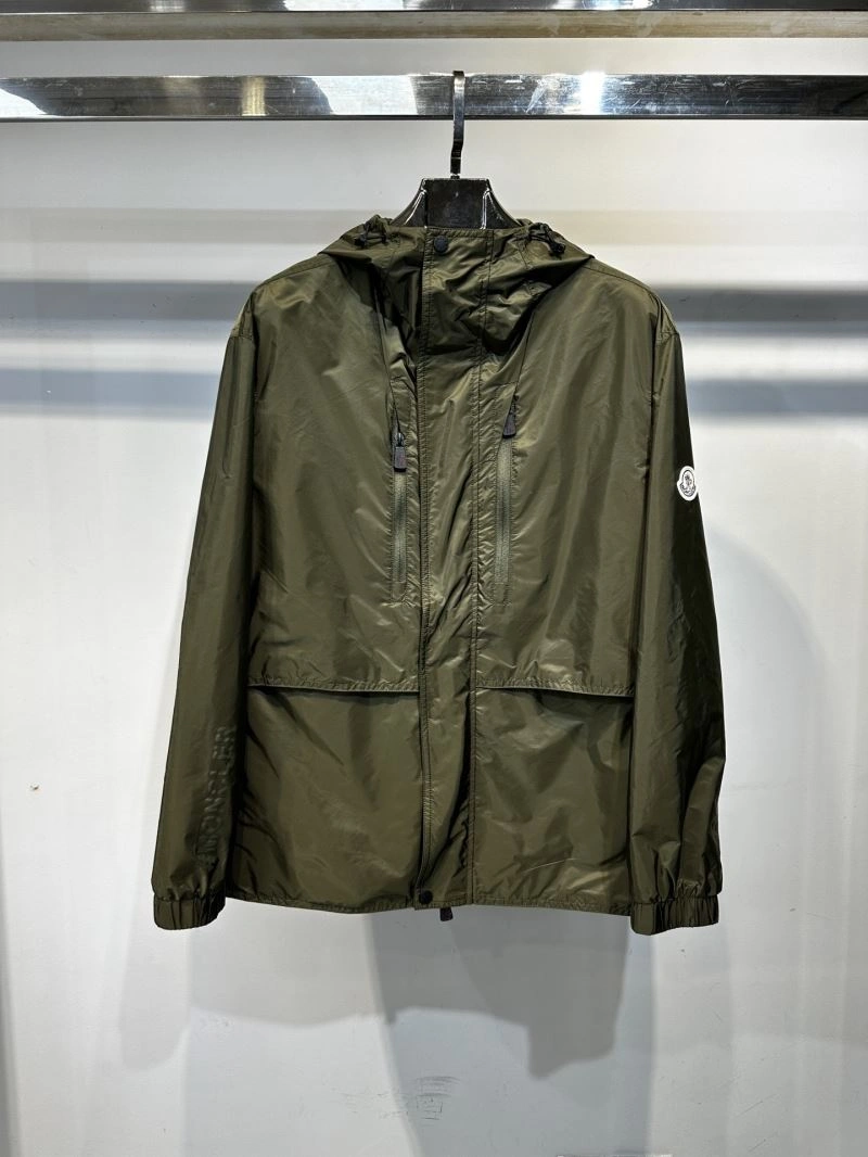Burberry Outwear Elegant 102252
