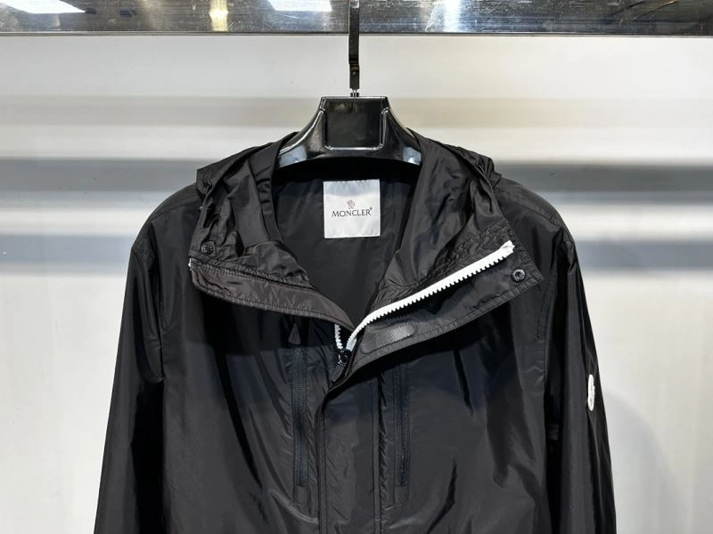 Burberry Outwear Elegant 102252