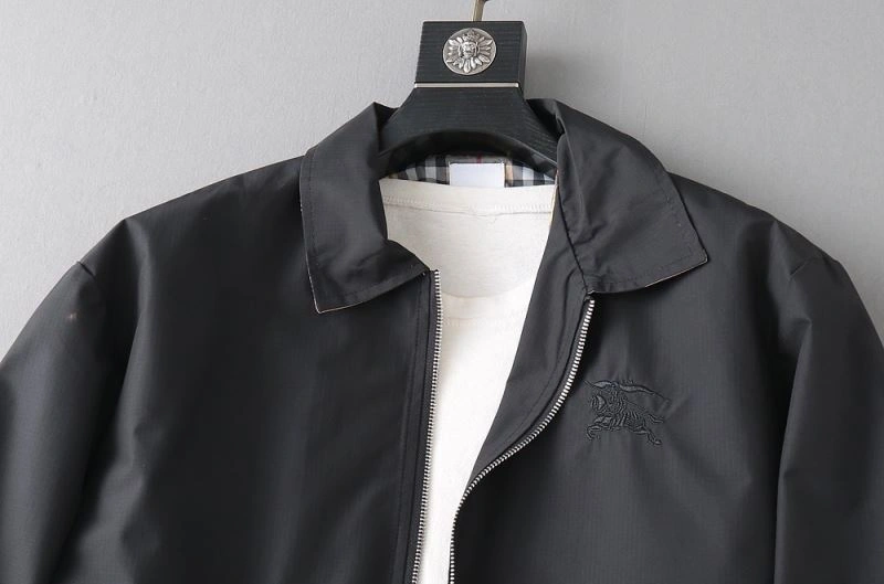 Burberry Outwear TimelessDesign 102233