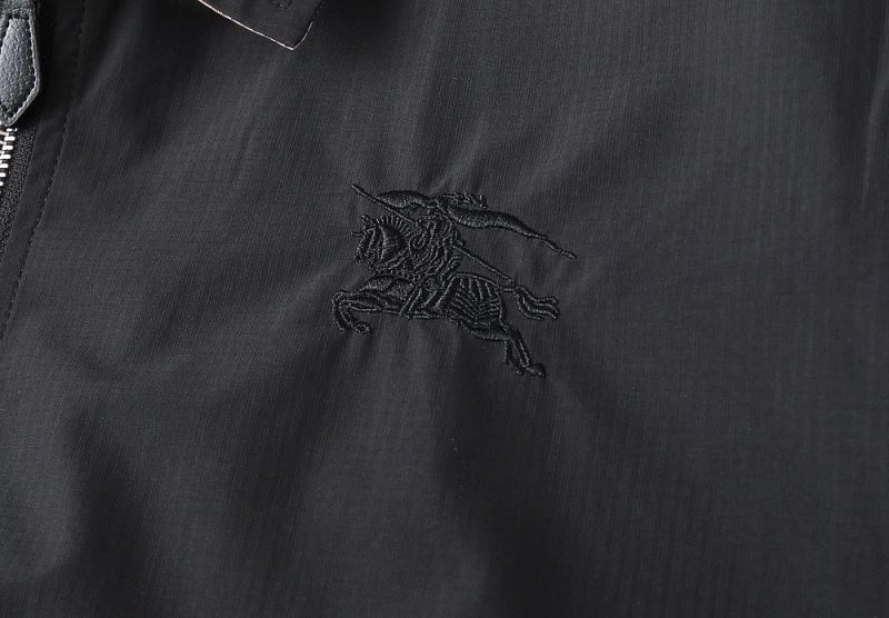 Burberry Outwear TimelessDesign 102233