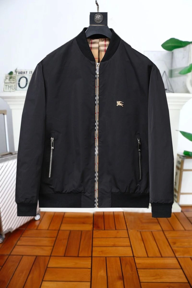 Fashionable Burberry Outwear 102207