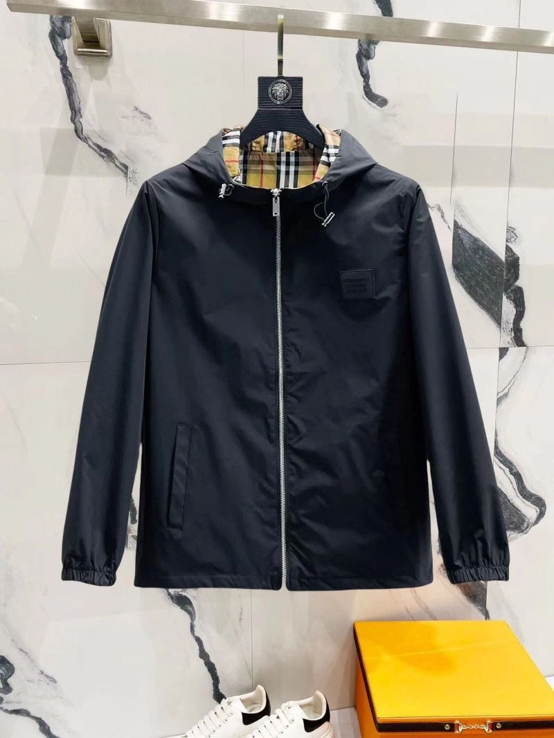 Burberry Outwear Comfortable 102277