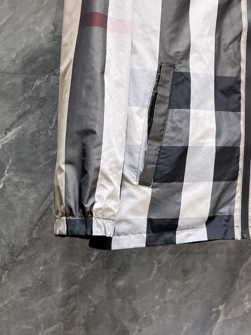 EasyCare Burberry Outwear 102230