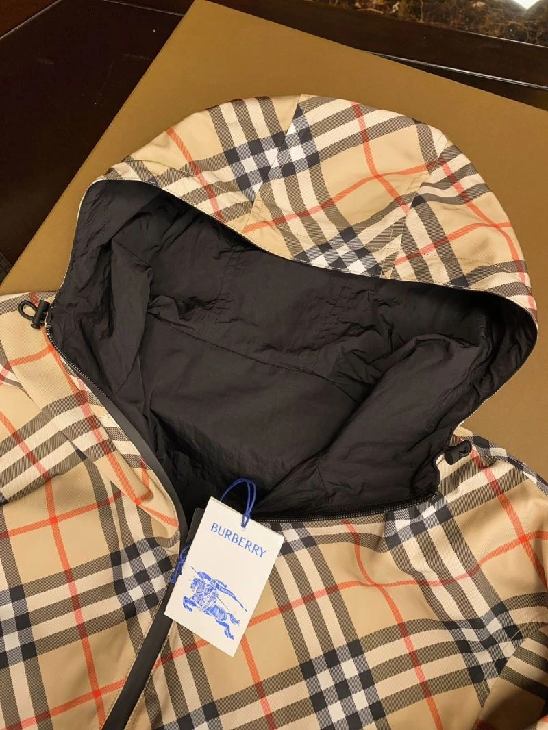 Burberry Outwear SmartChoice 102259