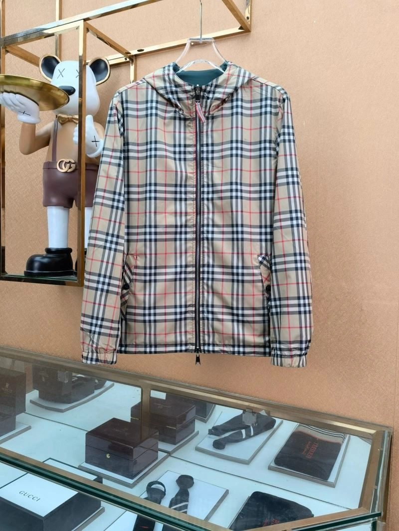 Burberry Outwear Stretchable 102171