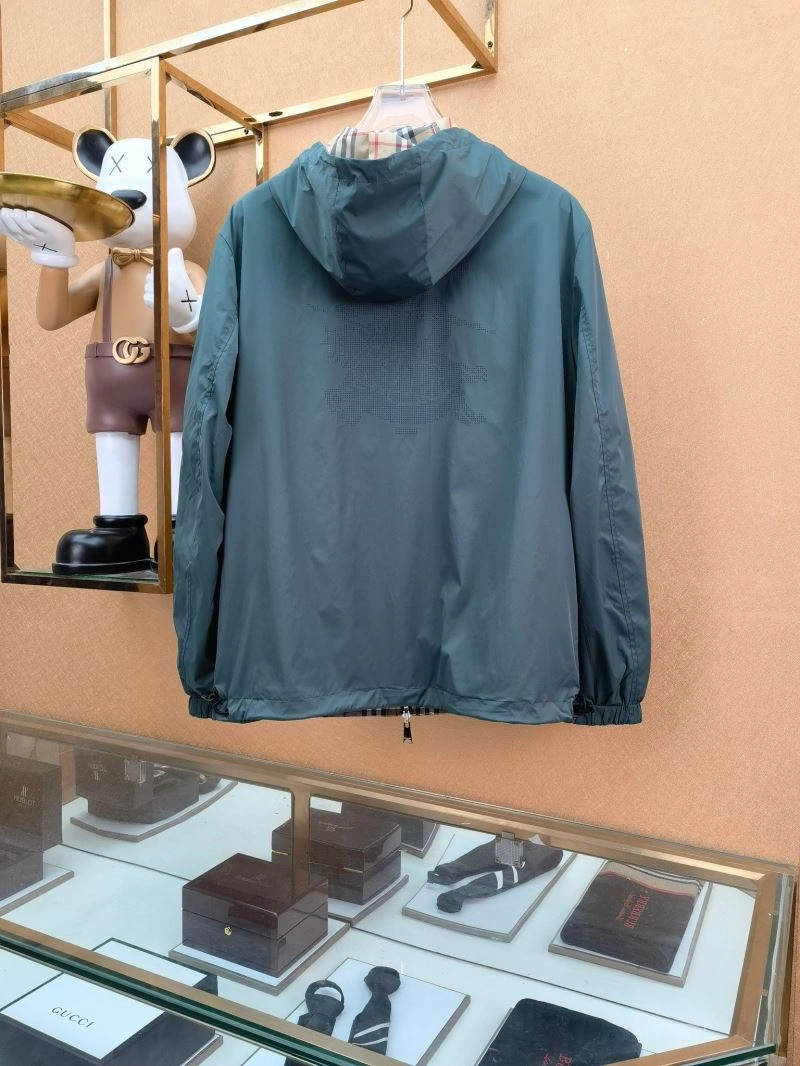 Burberry Outwear Stretchable 102171