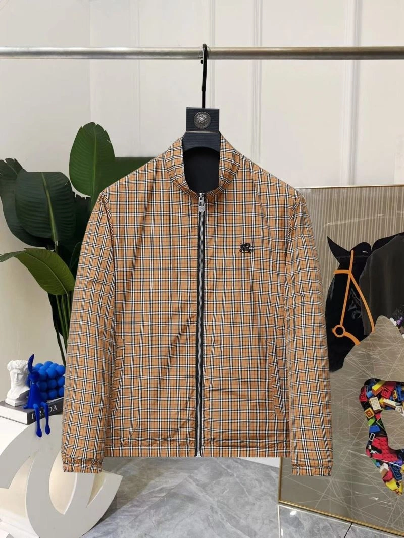 Burberry Outwear OdorResistant 102167