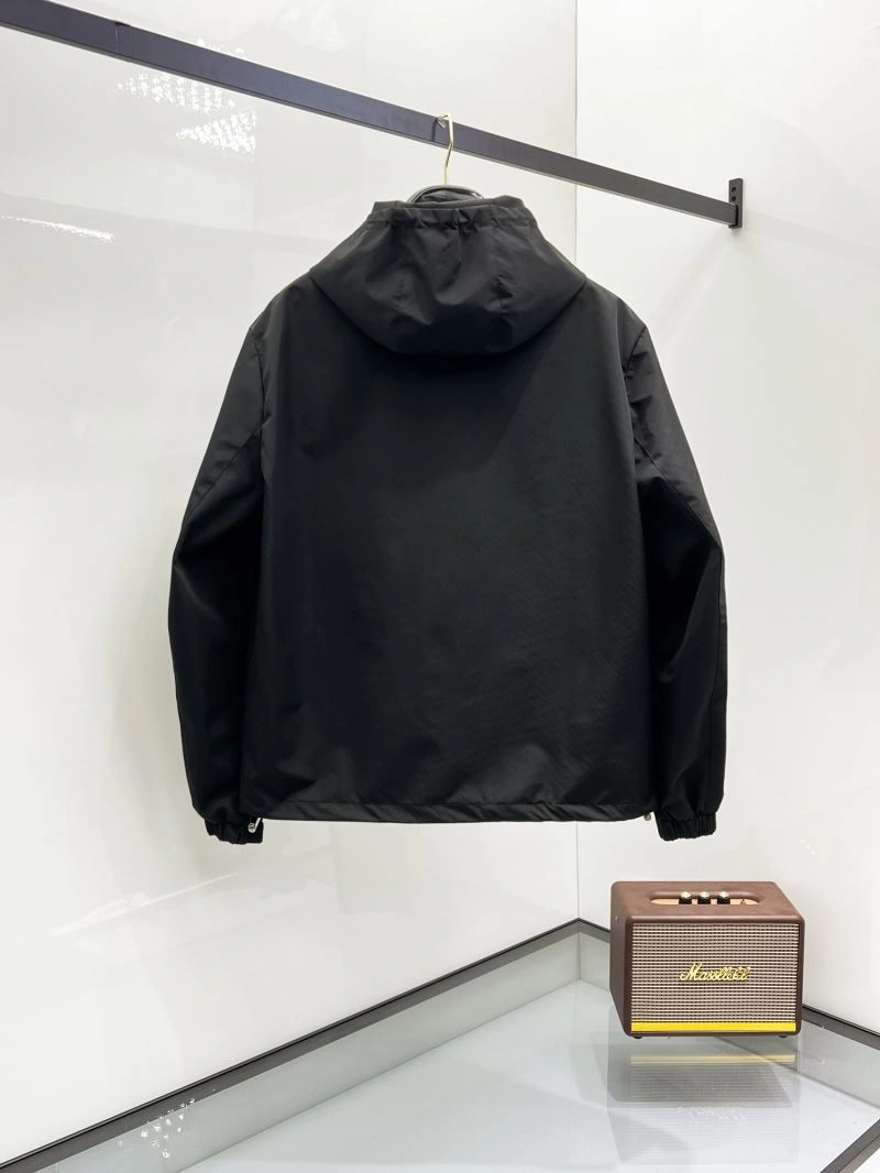 Burberry Outwear Refined 102156