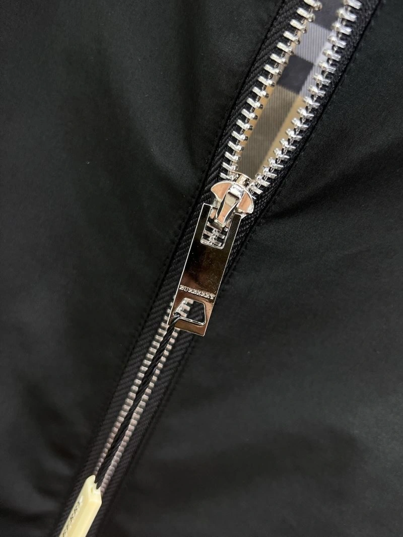Burberry Outwear Refined 102156