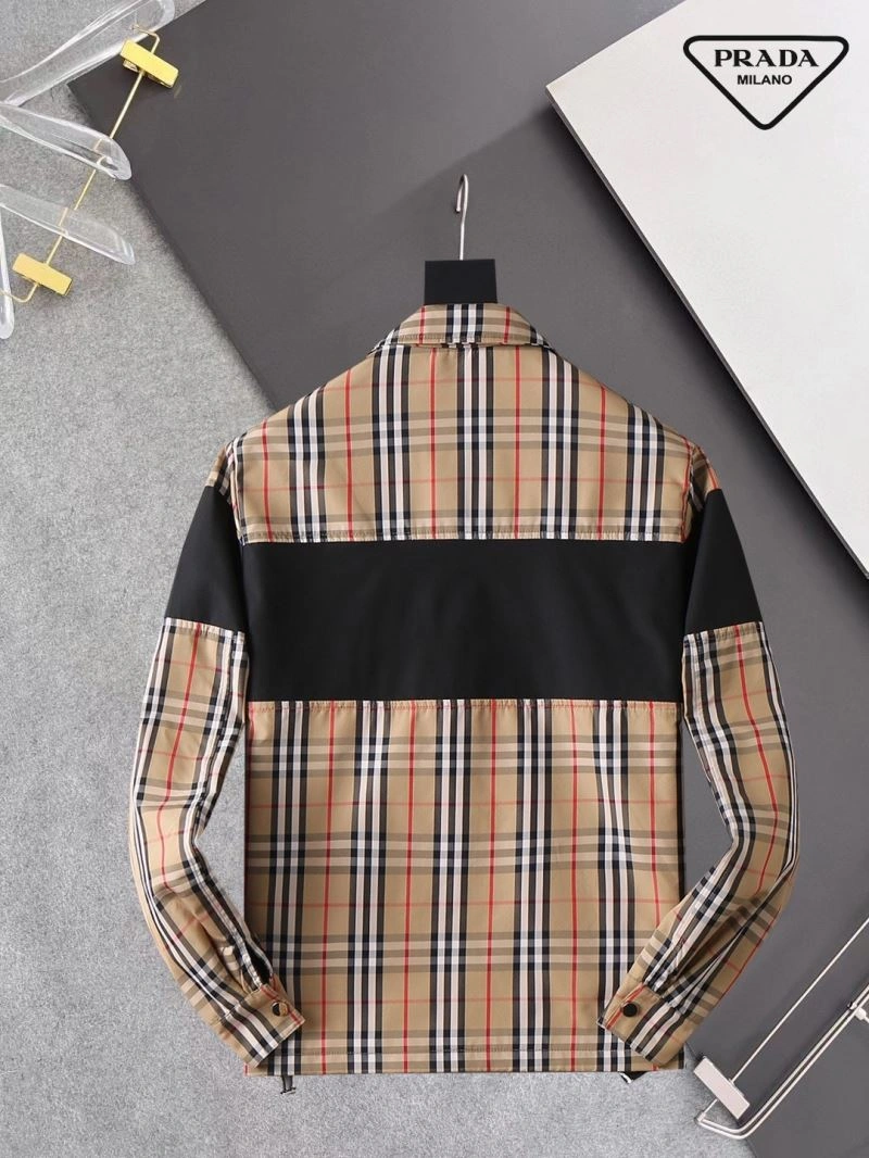 Burberry Outwear Classic 102153