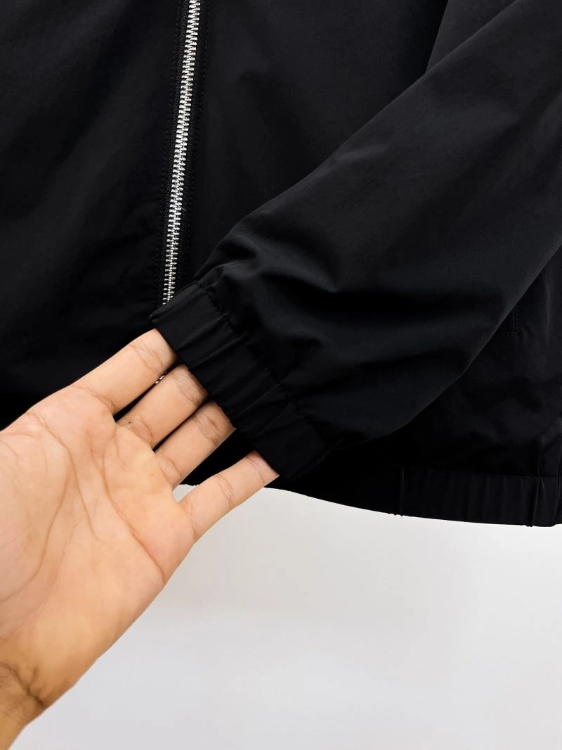 Burberry Outwear Breathable 102122