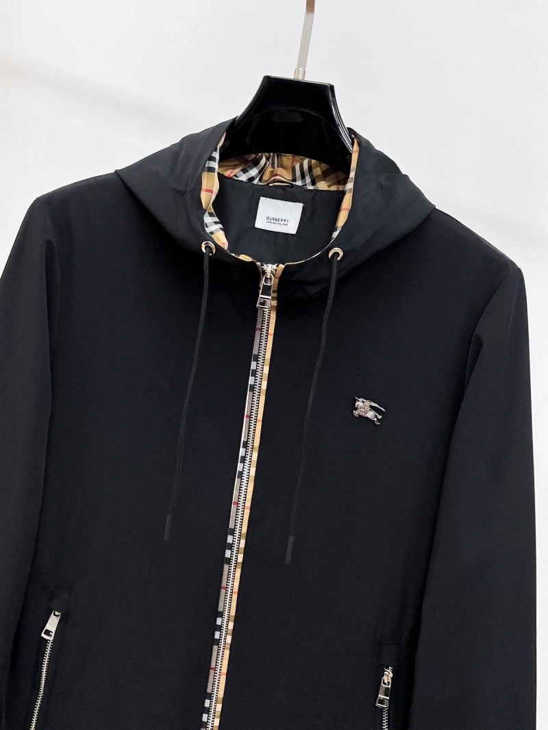 Burberry Outwear Youthful 102116