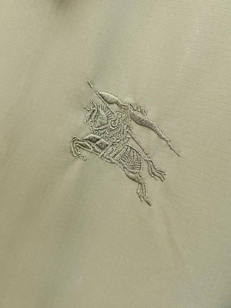 Breathable Burberry Outwear 102112